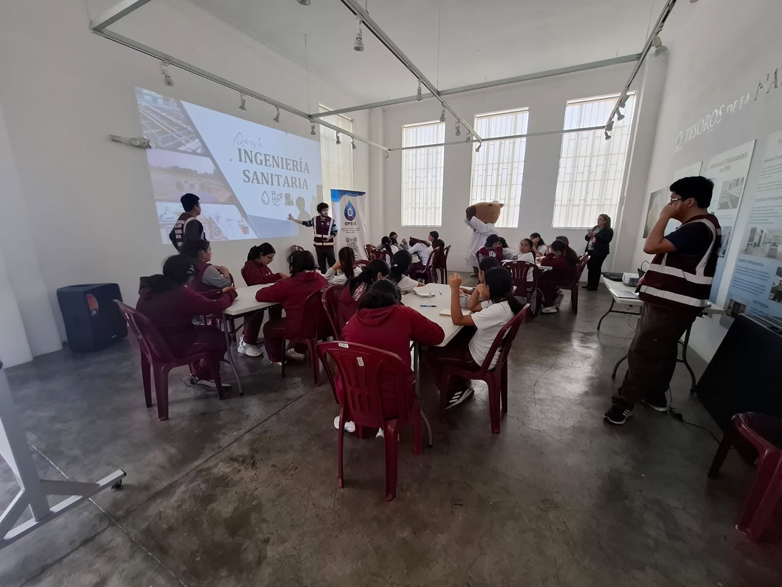 Charla Vocacional Científica 2
