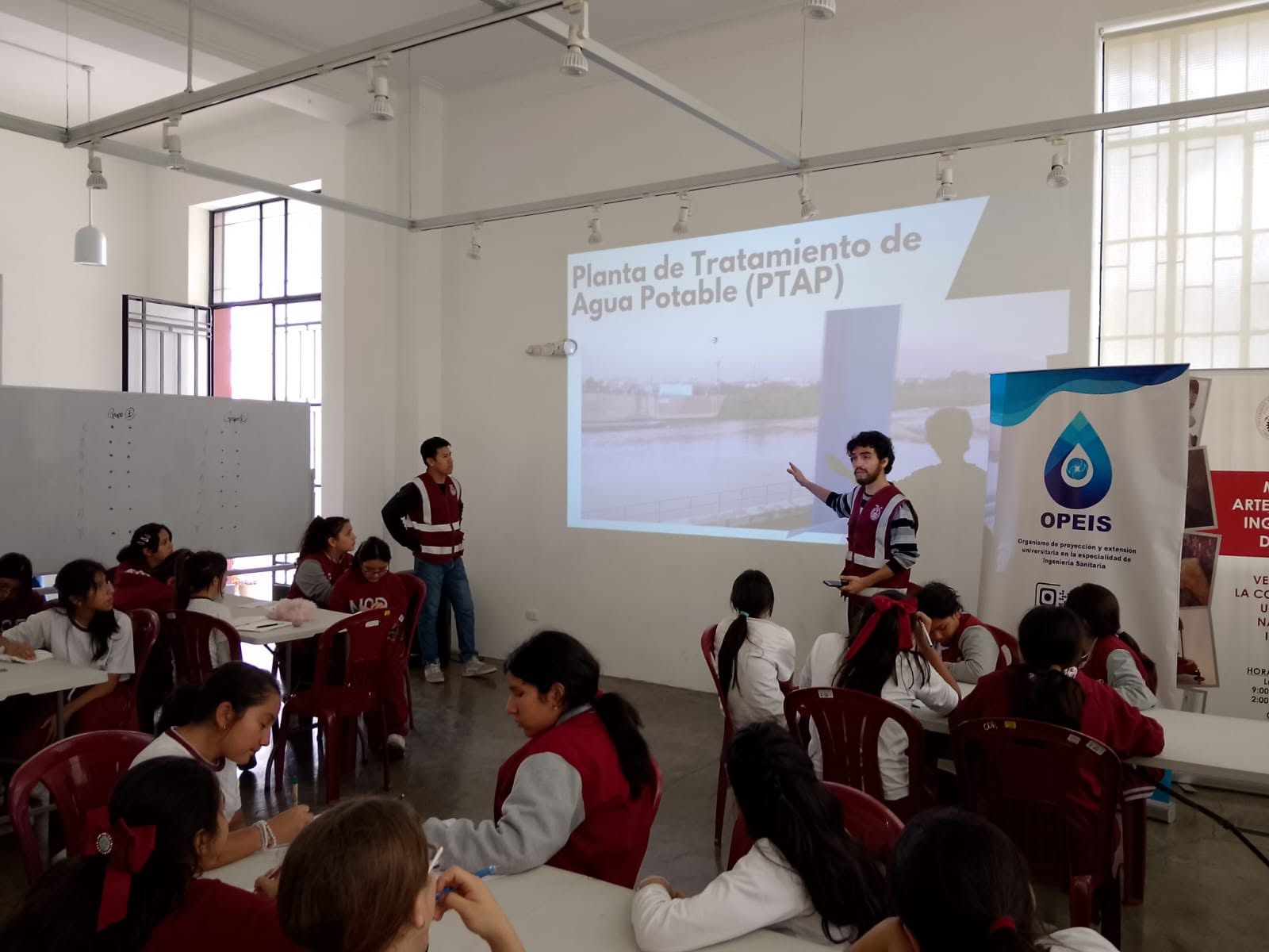 Charla Vocacional Científica 3